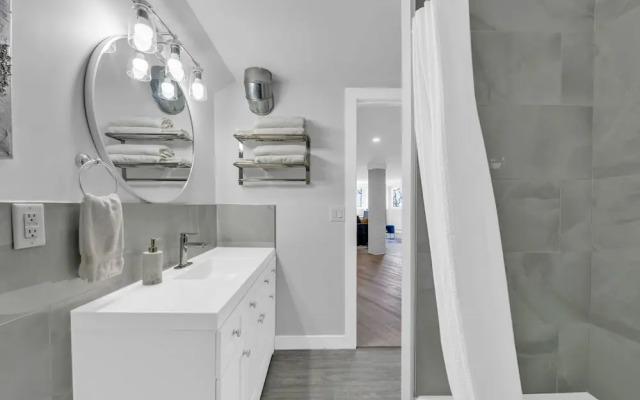 Cliffside Suite #3 - Seacliff Beach Suites
