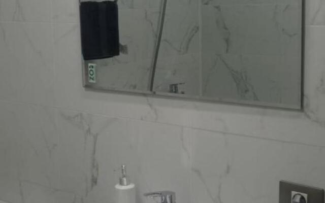 Studiou Andu Nord 10 by Alezzi