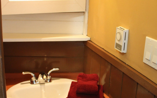 Woodhouse Cottages and Ranch