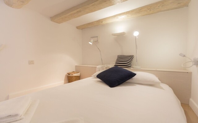 Hedera Estate, Hedera A4