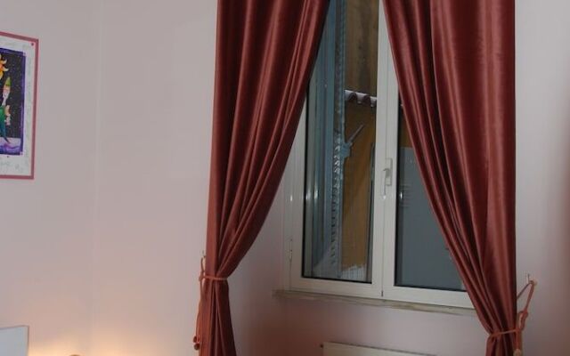 Secret RHome Colosseum Art