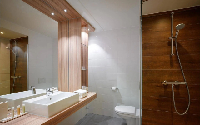 Golden Tulip Amsterdam Riverside