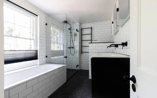 Whittlesey Street II by Onefinestay