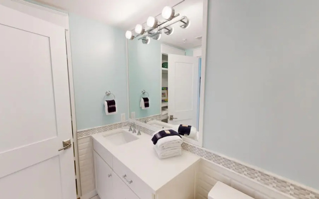 Oceania 602 3 Bedroom Condo