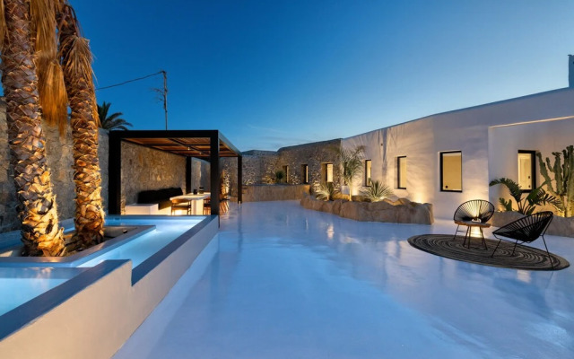 Mykonos Town Black Villa with Cave Heated Pool
