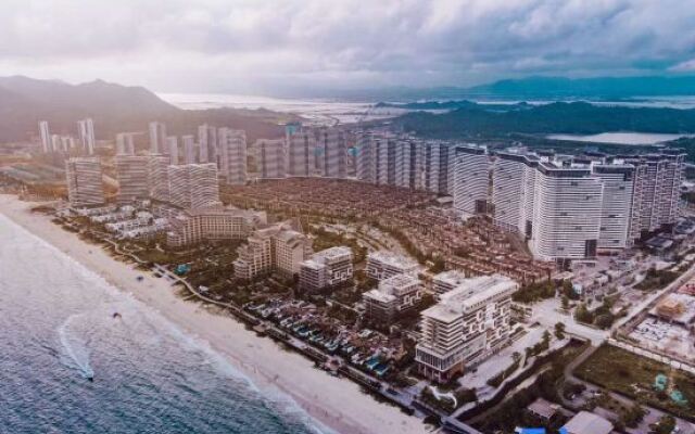 Extreme Seaview Apartment (Shanwei Poly Jintingwan Branch)