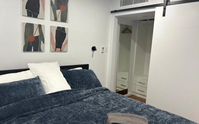 Bushland setting close to Sydney CBD- stand alone apartment