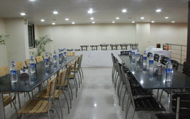 OYO Rooms Railway Station Bazar
