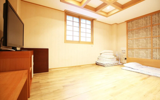 Cheonan Good Morning Hotel