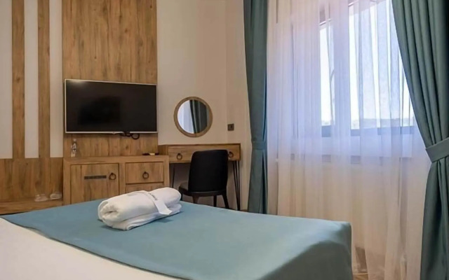 Yeni Truva Otel