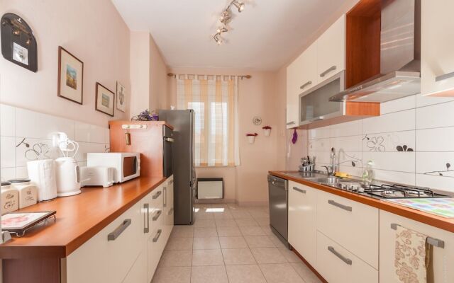 Vera Seaview Apartment