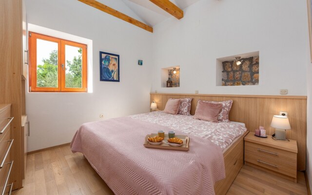 Villa Stone House Magarac