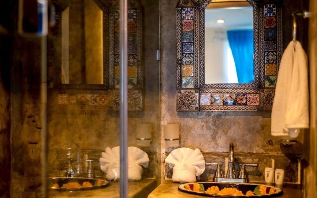 Tres Mentiras Boutique Rooms