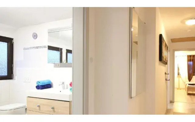 NICE ONE Frauenaurach