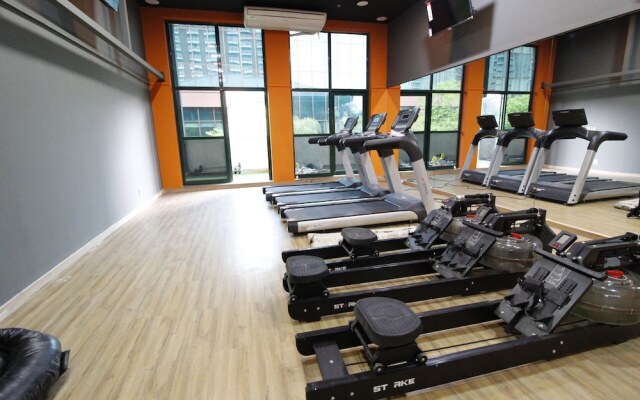 Suite Pool and gym Bpremium T1 Z10