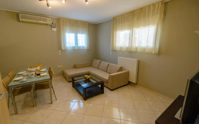 Lemoni Luxury Residence in front of the Sea