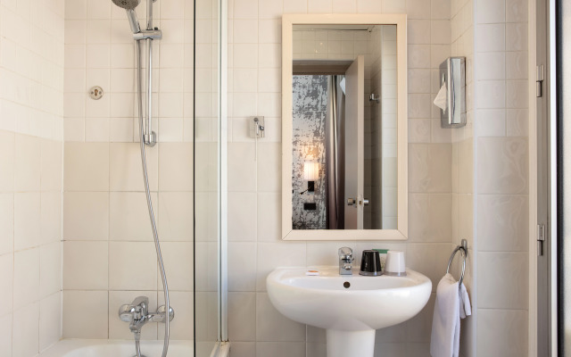 Hotel Des Nations Saint Germain