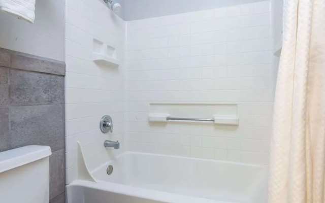 Days Inn By Wyndham Carlsbad, Nm