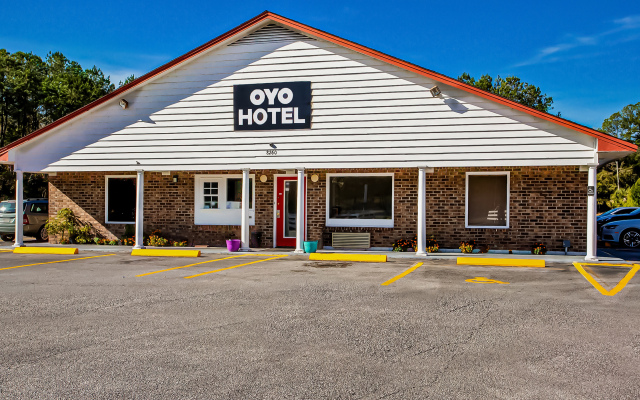 OYO Hotel Ridgeland East