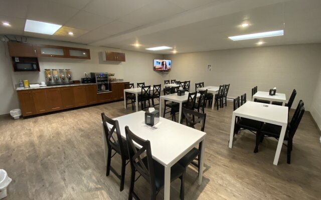 Dauphin Inn Express