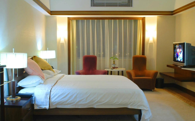 Meahood Hi-Thai Hotel