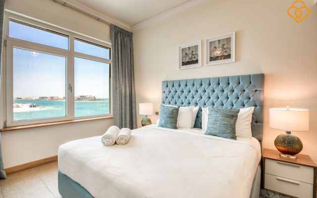 Shoreline #4 Jash Falqua