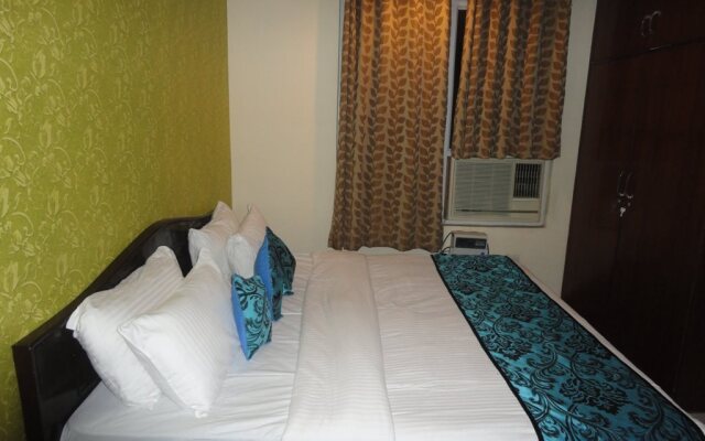 Kehar Palace by OYO Rooms