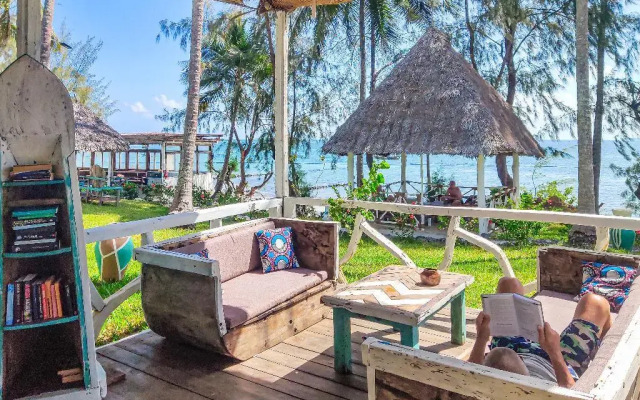 Paradise Beach Resort