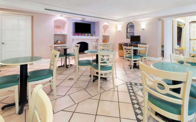 La Quinta Inn by Wyndham Farmington