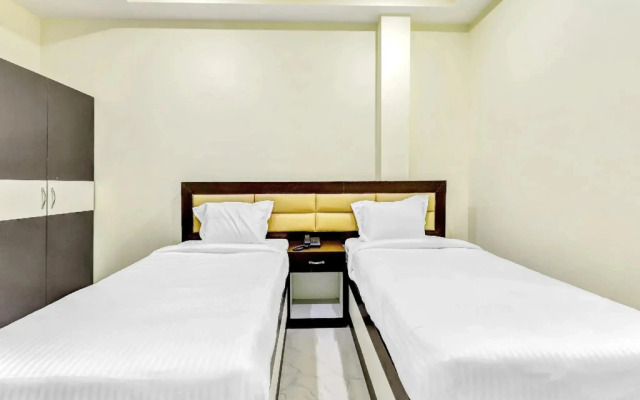 Capital O 85514 Kalpana Hotel