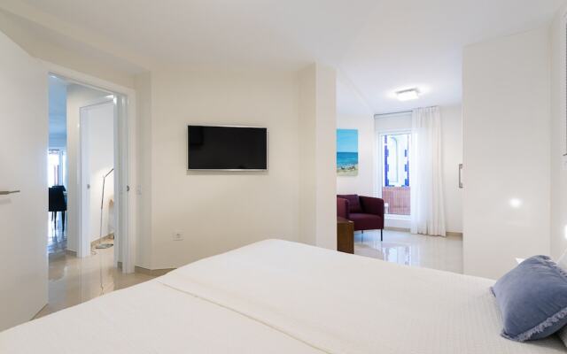 Luxury terrace Sea front P67B by CanariasGetaway