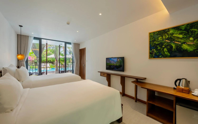 Shoreline Stay – Guest Rooms – Da Nang