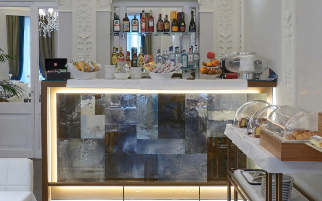 L'Obelisque Maison De Luxe