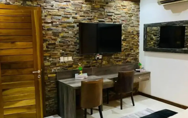 Serene Manor Captivating 1-bed Apartment in Lekki