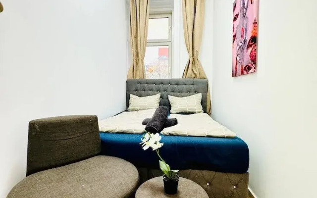 Cozy Rooms Superb Location near Augarten
