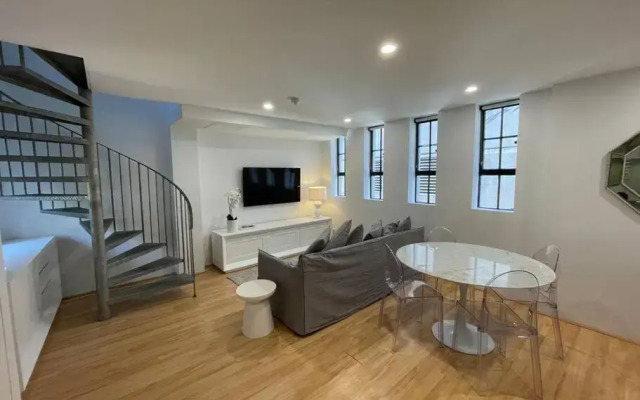Modern 2 Bedroom Warehouse Conversion