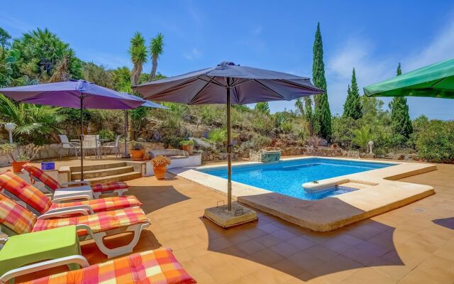 Beautiful Villa in Pedreguer With Swimming Pool