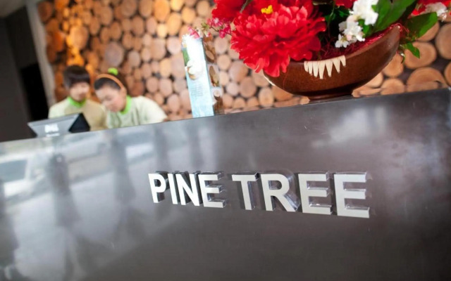 Pinetree Hotel