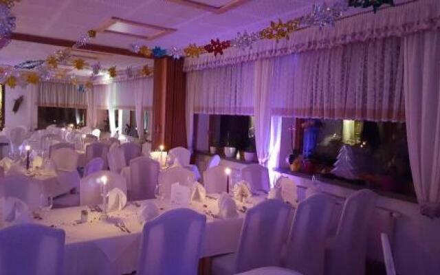 Landhotel "Sumpfmühle" am Tharander Wald