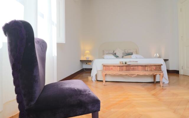 Executive Suite - Calais