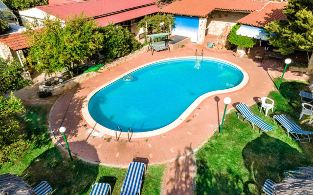 Armonia Hotel