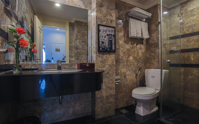 M Village Hotel Long Bien – Lobby – Hanoi