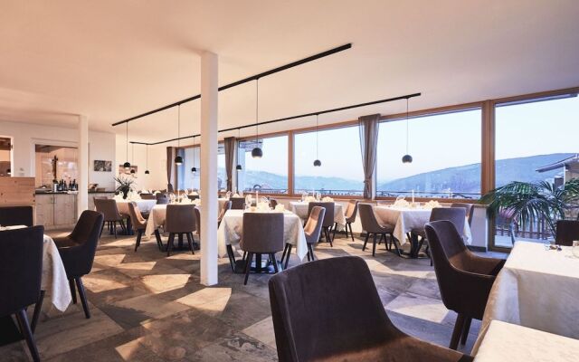 Hotel Kristall
