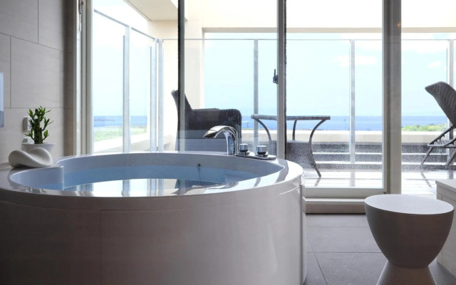 Breath Hotel