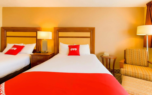 OYO Hotel Lebanon MO I-44