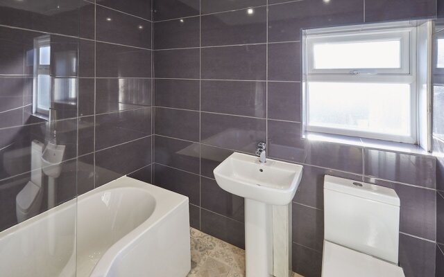 Host Stay Woods Yard