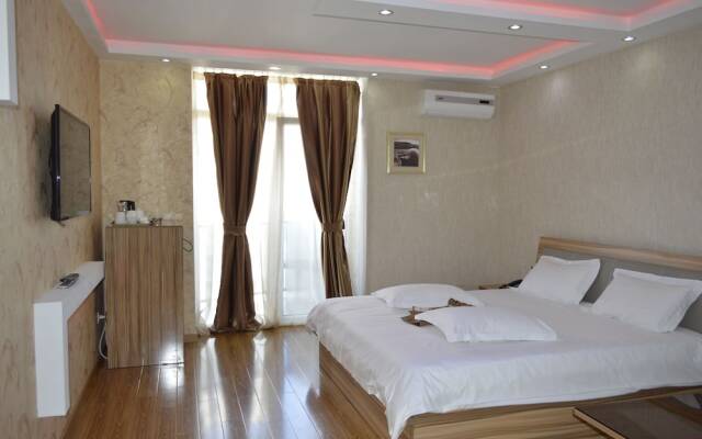 Grand Royal Apart-Hotel