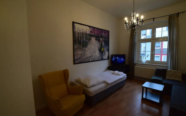 Big 2 Room City Apartment
