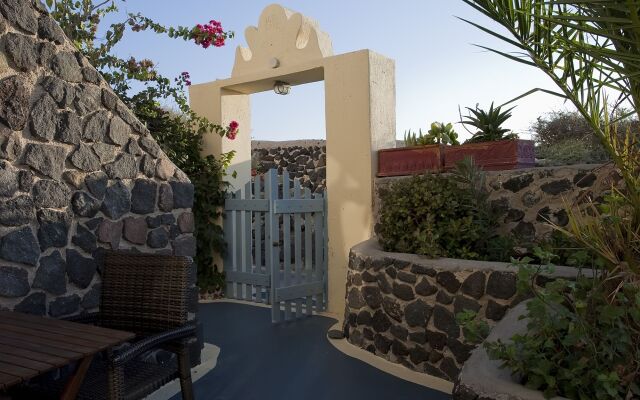 Aspa Villas Santorini Studios & Cave Houses