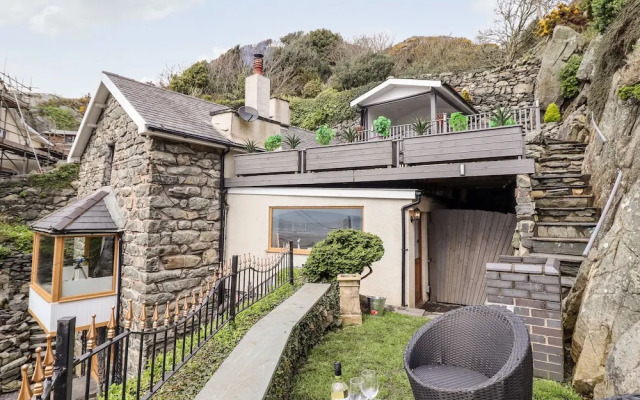Ty'n-y-ffynnon Cottage